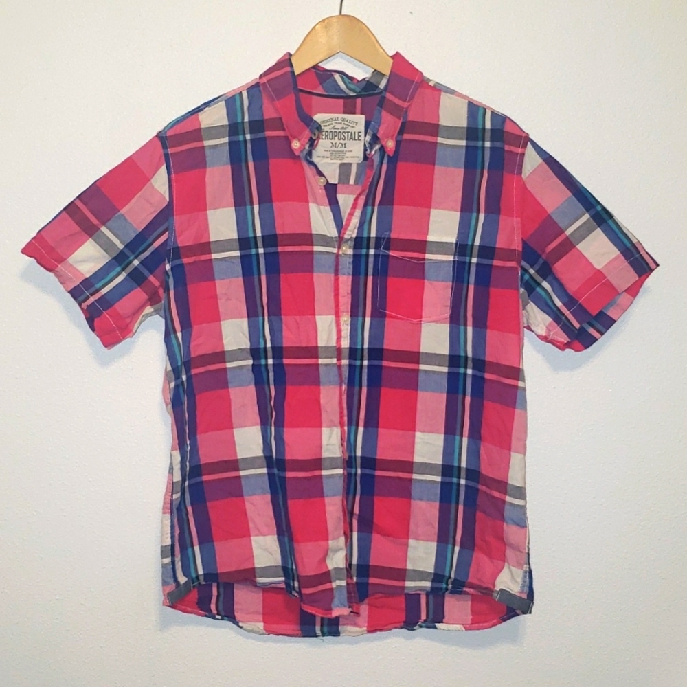 Buttons short sleeve shirt